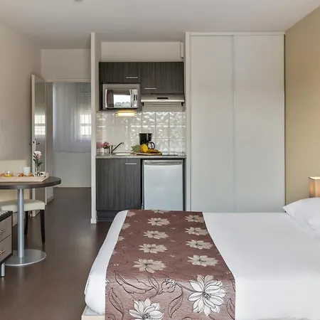 Apart Otel Appart'city L'hers